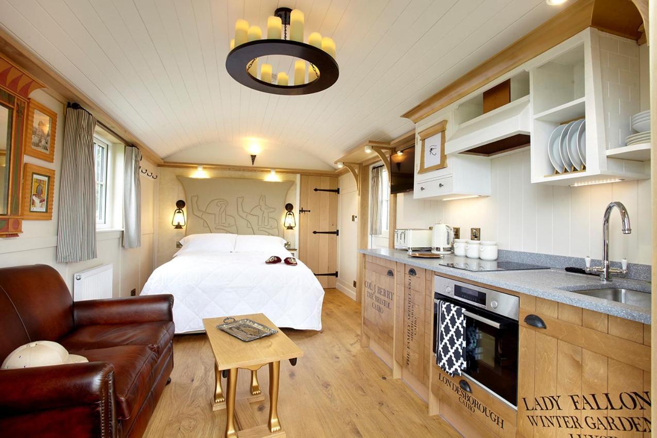 Hornington Manor Shepherds Huts - York — Photos 3